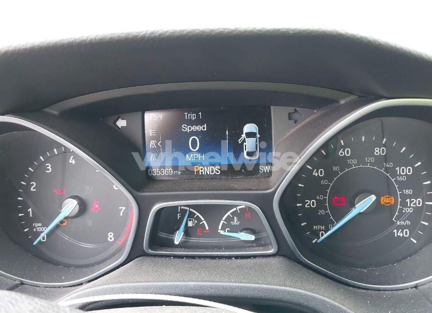 Photo 7 of 2017 Ford Focus SE (VIN 1FADP3FE5HL316446)