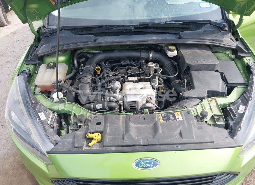 Photo 10 of 2018 Ford Focus SE (VIN 1FADP3FE5JL222542)
