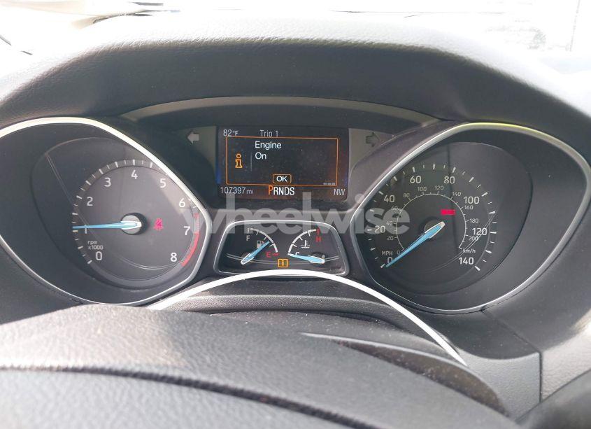 Photo 7 of 2018 Ford Focus SE (VIN 1FADP3FE5JL222542)