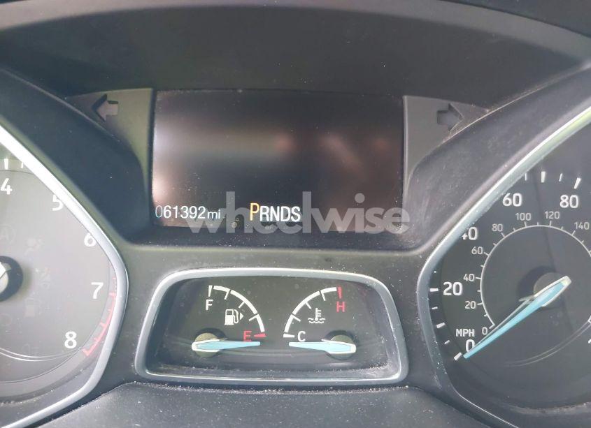 Photo 7 of 2018 Ford Focus SE (VIN 1FADP3FE5JL241401)