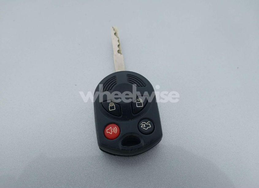 Photo 11 of 2018 Ford Focus SE (VIN 1FADP3FE5JL269490)