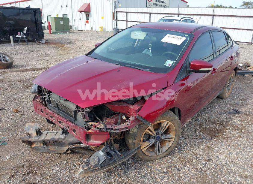 Photo 2 of 2016 Ford Focus SE (VIN 1FADP3FE6GL208688)