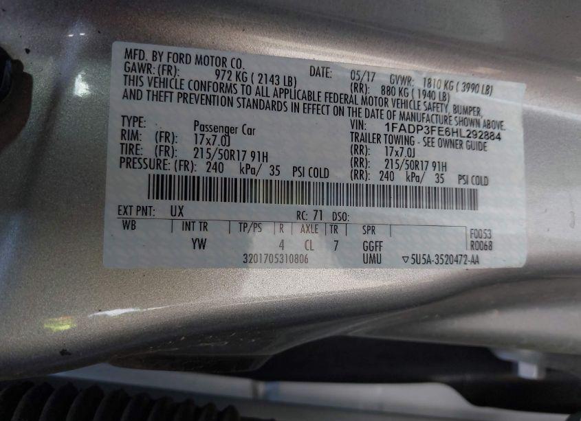 Photo 9 of 2017 Ford Focus SE (VIN 1FADP3FE6HL292884)