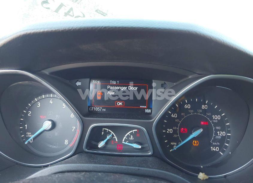 Photo 7 of 2018 Ford Focus SE (VIN 1FADP3FE6JL266050)