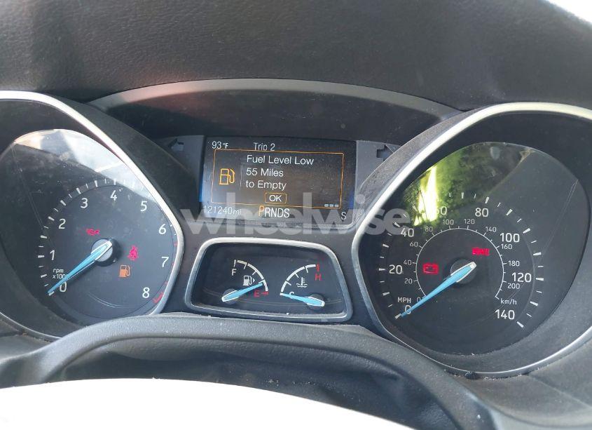 Photo 7 of 2018 Ford Focus SE (VIN 1FADP3FE6JL270910)