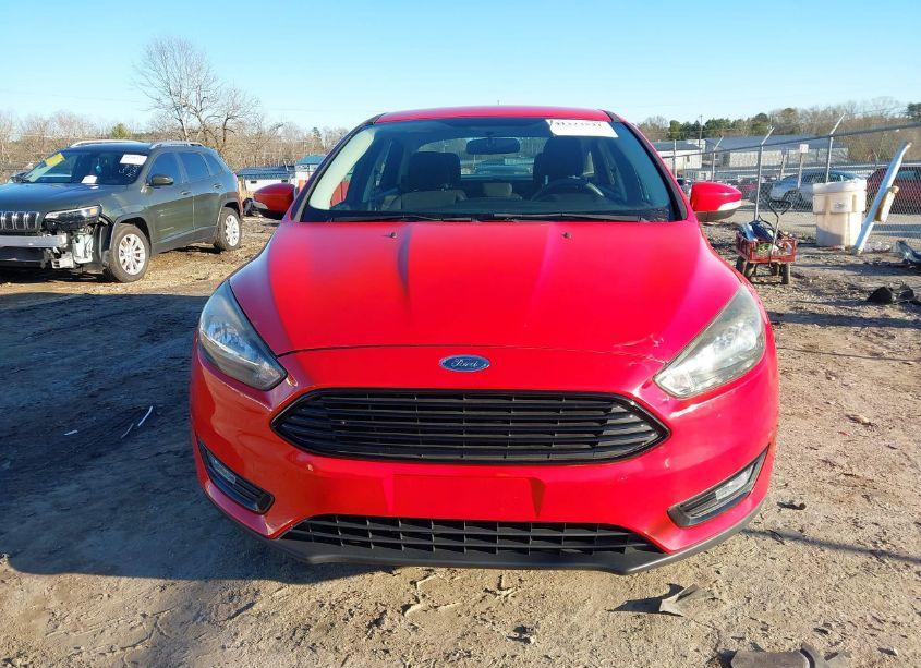 Photo 12 of 2016 Ford Focus SE (VIN 1FADP3FE7GL350757)