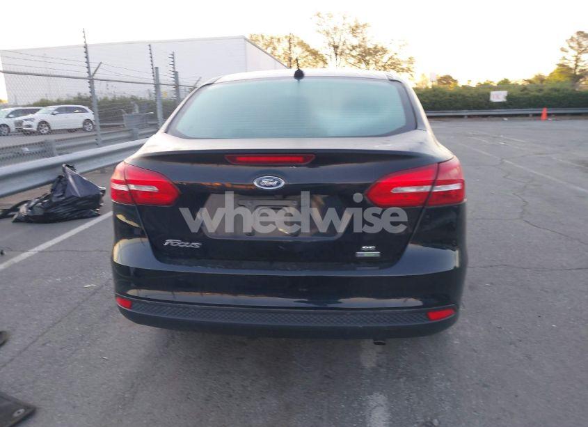 Photo 15 of 2017 Ford Focus SE (VIN 1FADP3FE7HL298287)