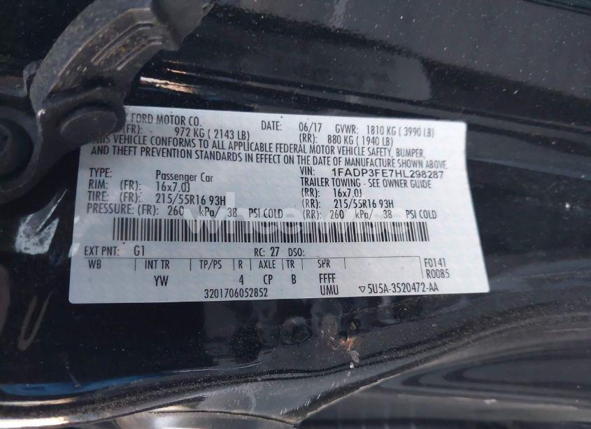 Photo 9 of 2017 Ford Focus SE (VIN 1FADP3FE7HL298287)