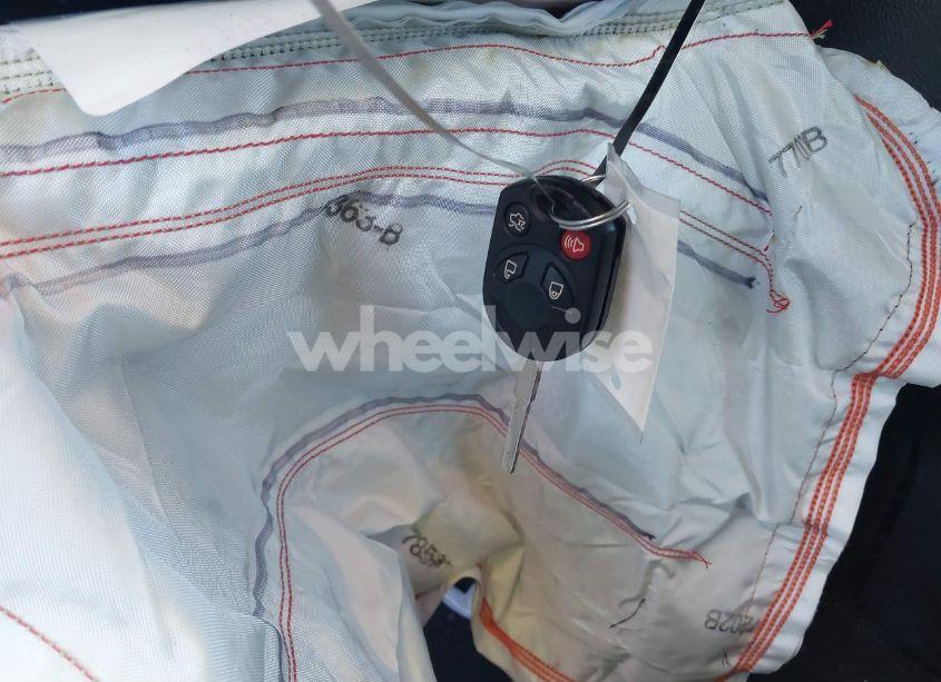 Photo 11 of 2018 Ford Focus SE (VIN 1FADP3FE7JL234806)