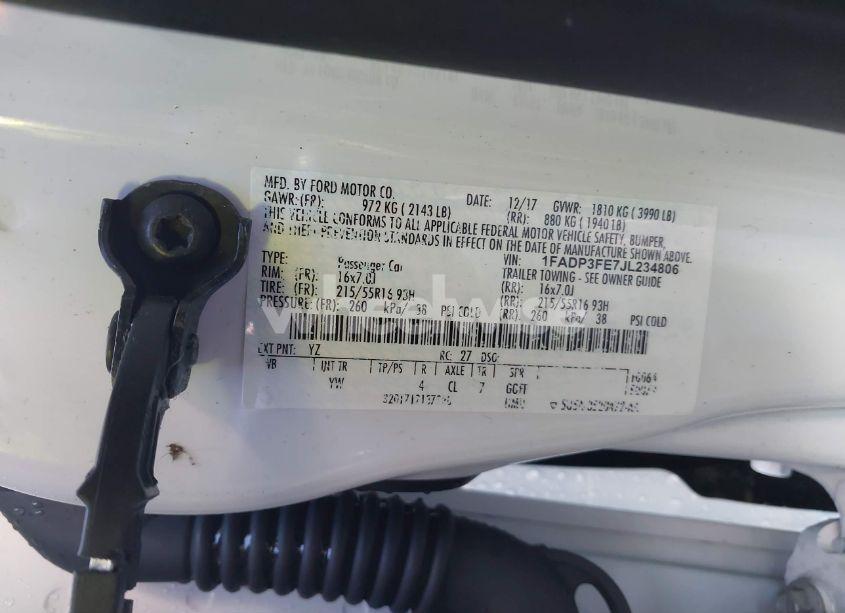 Photo 9 of 2018 Ford Focus SE (VIN 1FADP3FE7JL234806)