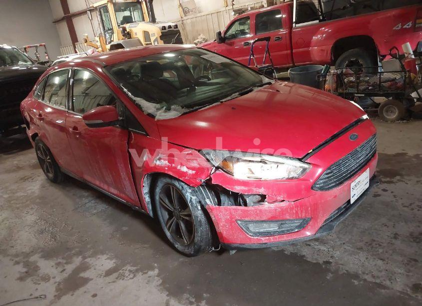 2017 Ford Focus SE (VIN 1FADP3FE8HL280980) main photo