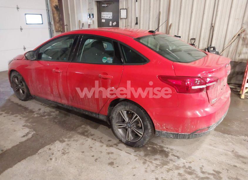Photo 3 of 2017 Ford Focus SE (VIN 1FADP3FE8HL280980)