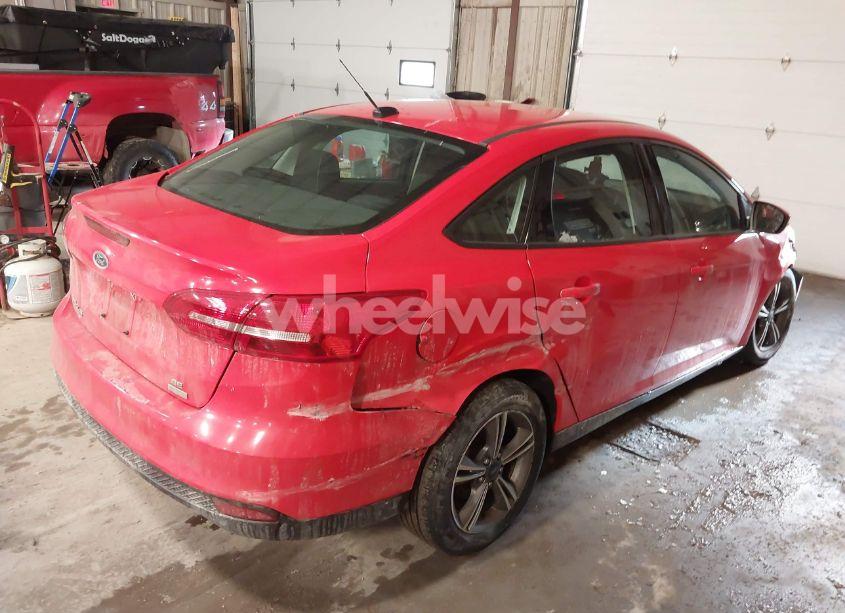 Photo 4 of 2017 Ford Focus SE (VIN 1FADP3FE8HL280980)