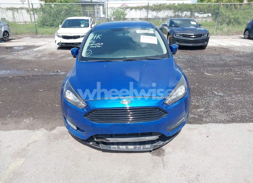 Photo 12 of 2018 Ford Focus SE (VIN 1FADP3FE8JL235284)