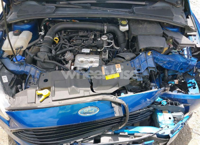 Photo 10 of 2018 Ford Focus SE (VIN 1FADP3FE8JL238024)