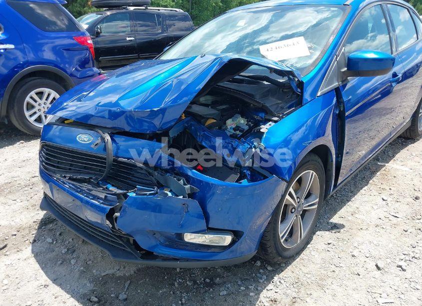 Photo 6 of 2018 Ford Focus SE (VIN 1FADP3FE8JL238024)