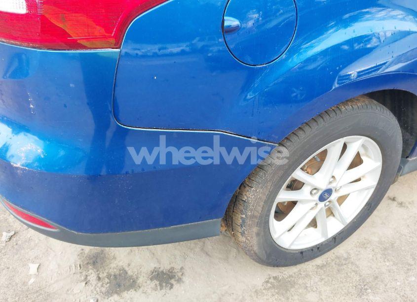 Photo 6 of 2018 Ford Focus SE (VIN 1FADP3FE8JL318861)