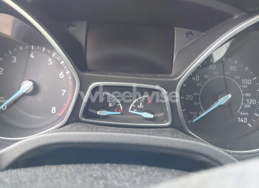 Photo 7 of 2018 Ford Focus SE (VIN 1FADP3FE8JL318861)