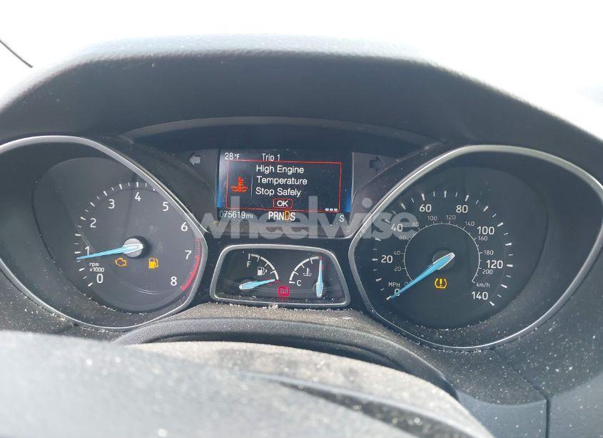 Photo 7 of 2016 Ford Focus SE (VIN 1FADP3FE9GL371660)