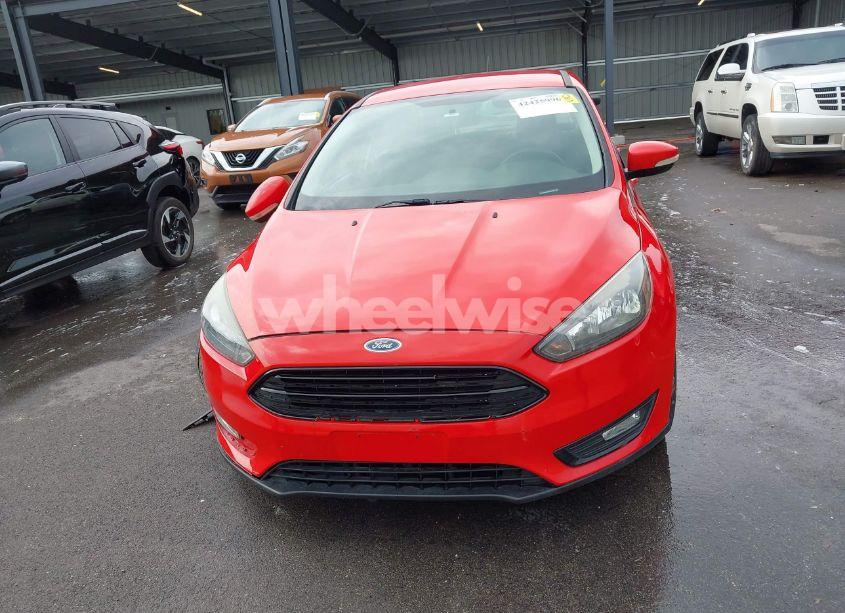 Photo 12 of 2017 Ford Focus SE (VIN 1FADP3FE9HL222795)