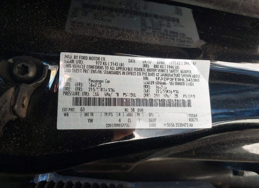 Photo 9 of 2017 Ford Focus SE (VIN 1FADP3FE9HL343360)