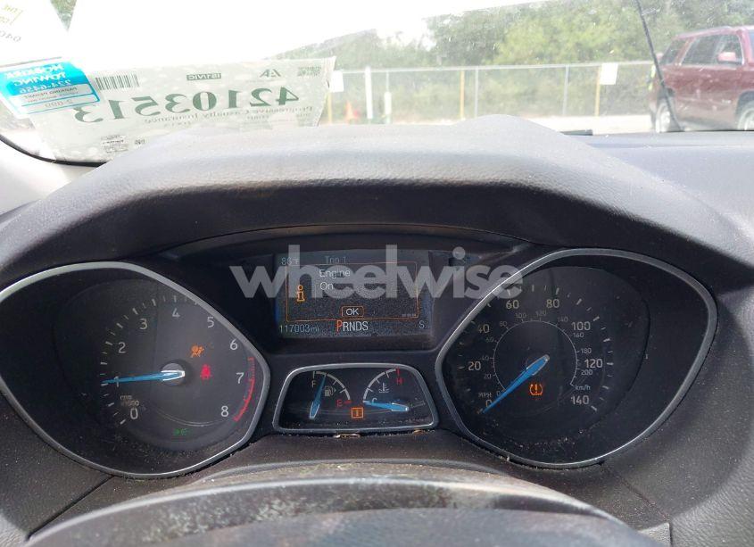 Photo 7 of 2018 Ford Focus SE (VIN 1FADP3FE9JL241661)