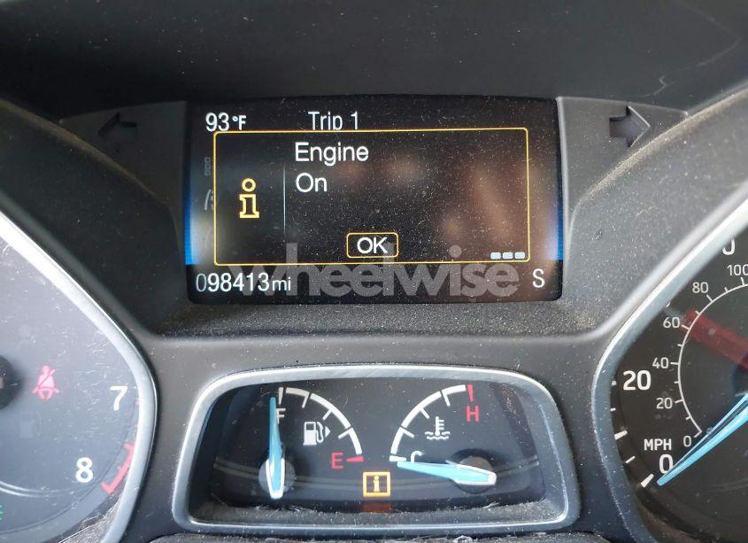 Photo 7 of 2018 Ford Focus SE (VIN 1FADP3FEXJL205784)