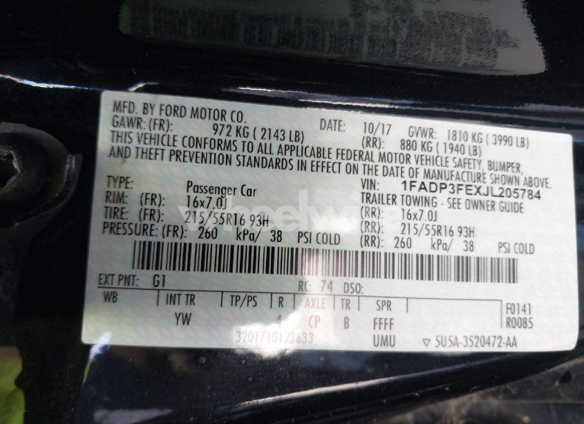 Photo 9 of 2018 Ford Focus SE (VIN 1FADP3FEXJL205784)