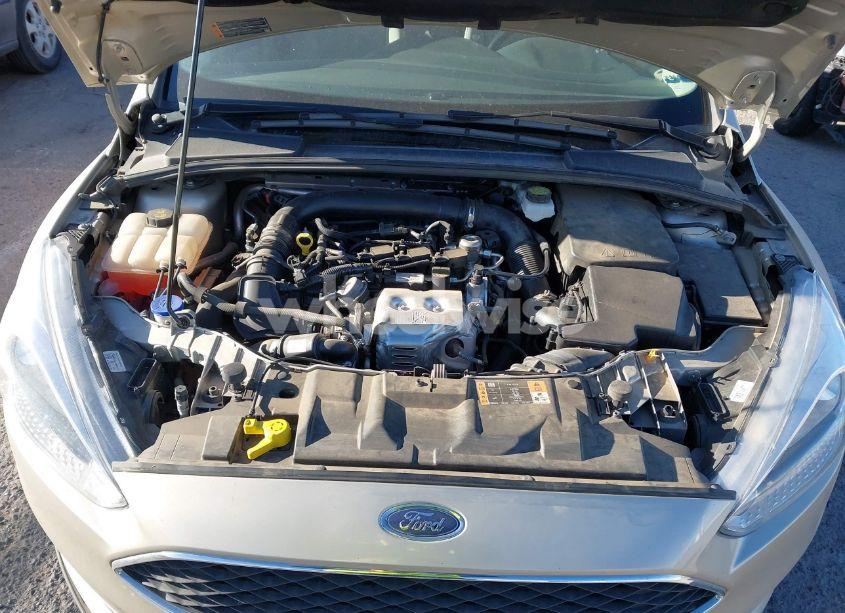Photo 10 of 2018 Ford Focus SE (VIN 1FADP3FEXJL270103)