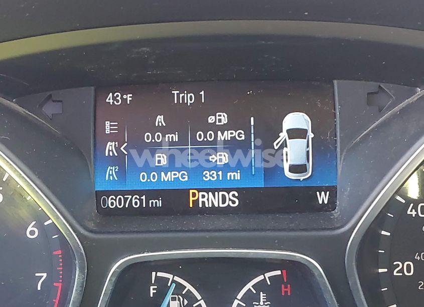 Photo 15 of 2018 Ford Focus SE (VIN 1FADP3FEXJL270103)