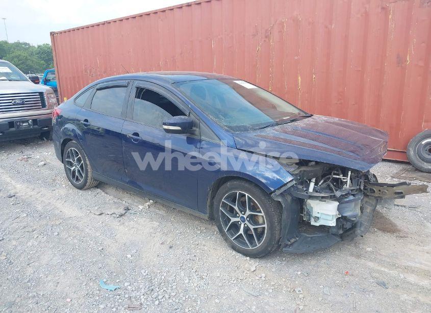 Photo 13 of 2017 Ford Focus SEL (VIN 1FADP3H20HL241674)