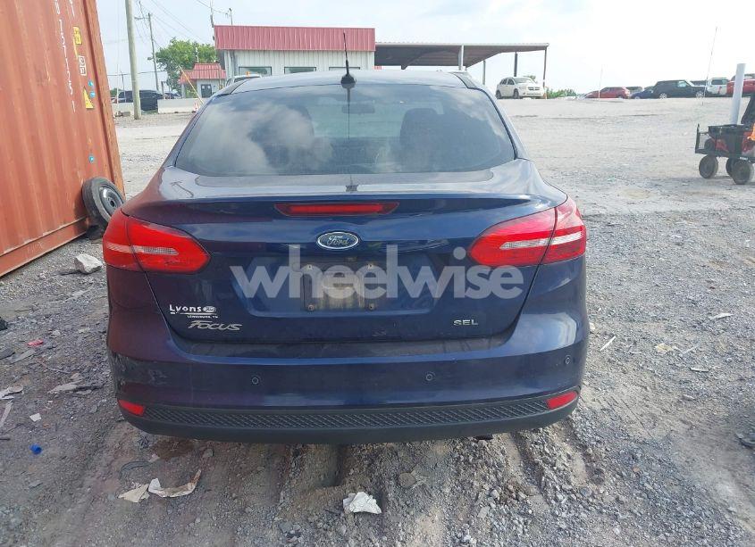 Photo 16 of 2017 Ford Focus SEL (VIN 1FADP3H20HL241674)