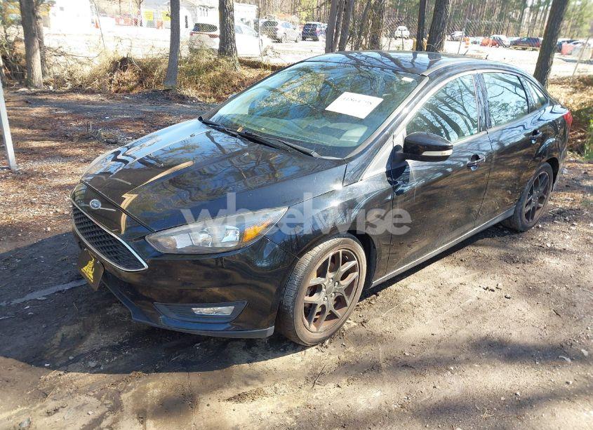 Photo 2 of 2017 Ford Focus SEL (VIN 1FADP3H20HL331570)