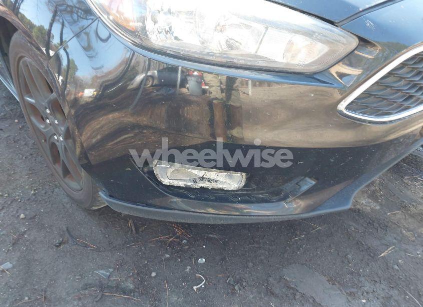 Photo 6 of 2017 Ford Focus SEL (VIN 1FADP3H20HL331570)