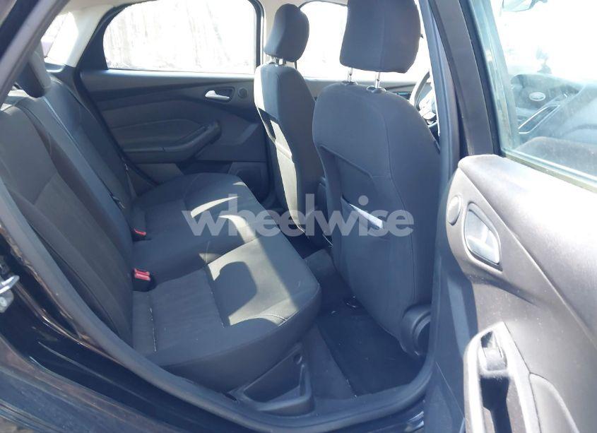 Photo 8 of 2017 Ford Focus SEL (VIN 1FADP3H20HL331570)