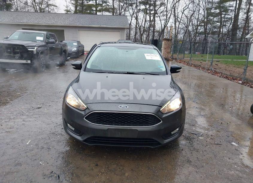 Photo 12 of 2017 Ford Focus SEL (VIN 1FADP3H20HL331875)