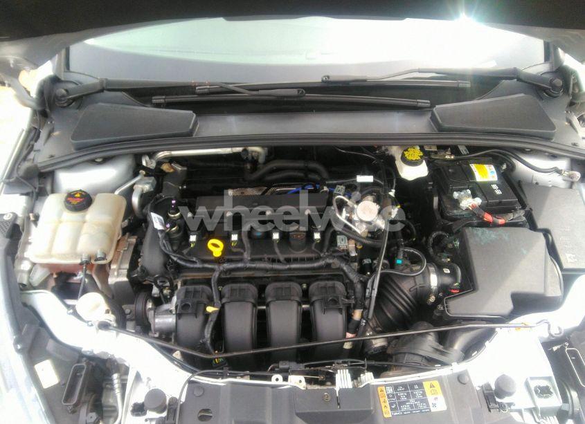 Photo 10 of 2018 Ford Focus SEL (VIN 1FADP3H20JL201374)