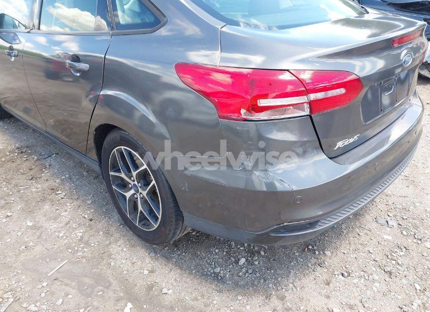 Photo 6 of 2018 Ford Focus SEL (VIN 1FADP3H20JL226341)