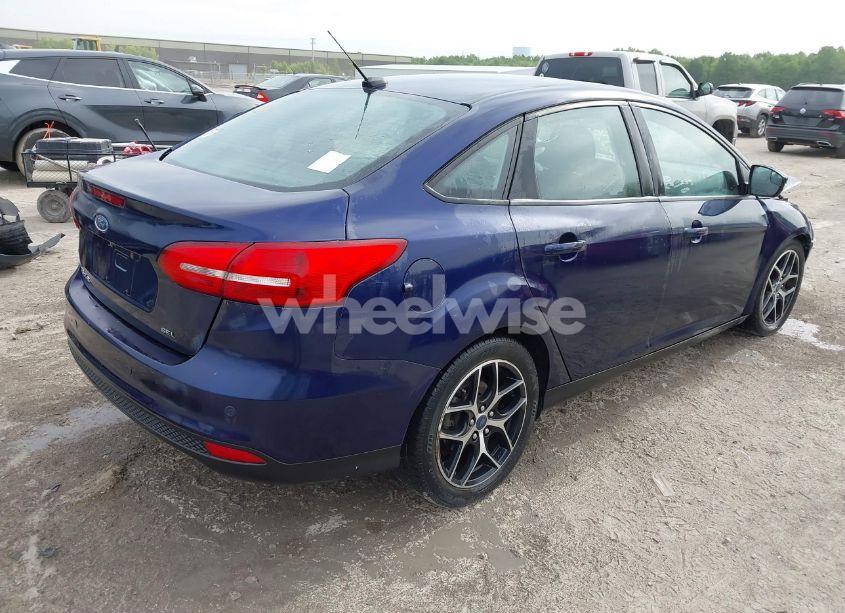 Photo 4 of 2017 Ford Focus SEL (VIN 1FADP3H21HL238590)