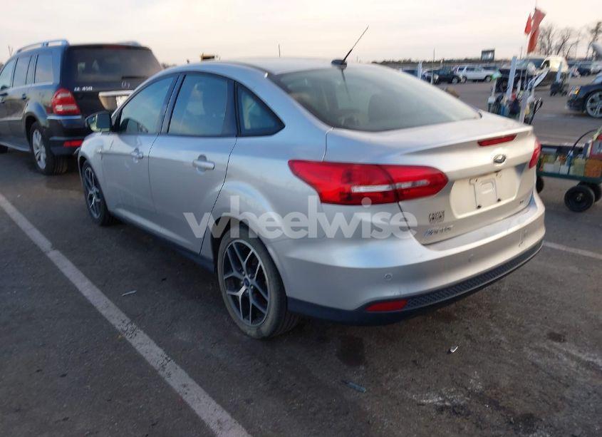 Photo 3 of 2017 Ford Focus SEL (VIN 1FADP3H21HL269502)