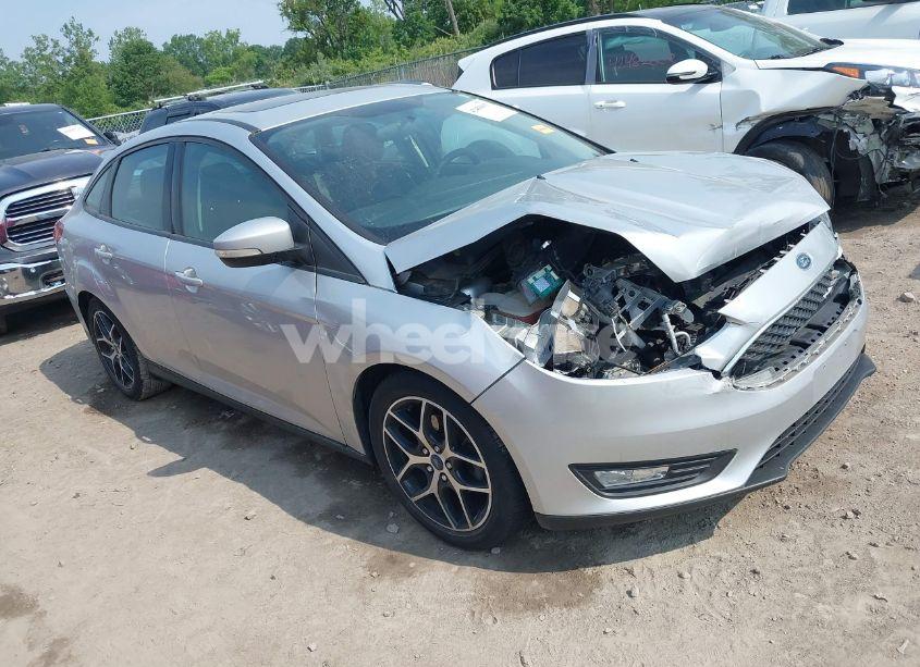2017 Ford Focus SEL (VIN 1FADP3H21HL340181) main photo