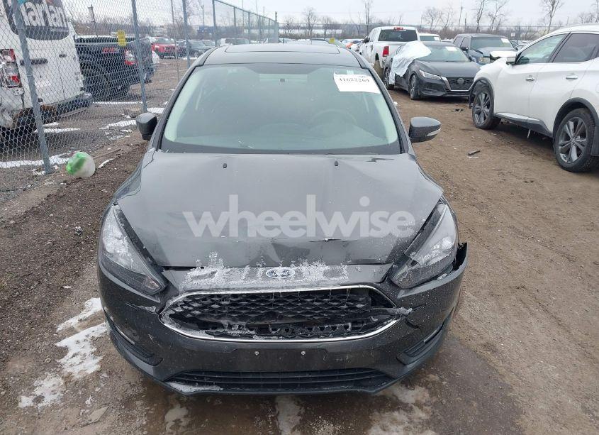 Photo 12 of 2018 Ford Focus SEL (VIN 1FADP3H21JL221889)