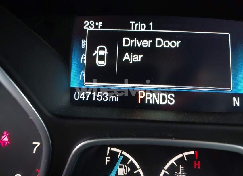 Photo 15 of 2018 Ford Focus SEL (VIN 1FADP3H21JL221889)