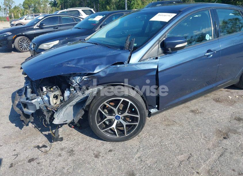 Photo 14 of 2018 Ford Focus SEL (VIN 1FADP3H21JL285446)
