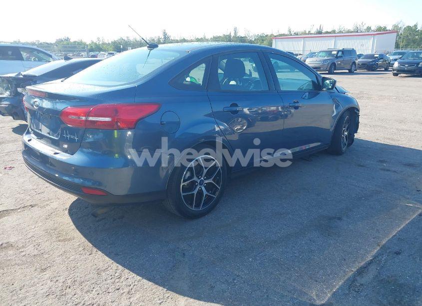 Photo 4 of 2018 Ford Focus SEL (VIN 1FADP3H21JL285446)