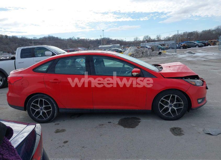 Photo 14 of 2017 Ford Focus SEL (VIN 1FADP3H22HL223368)