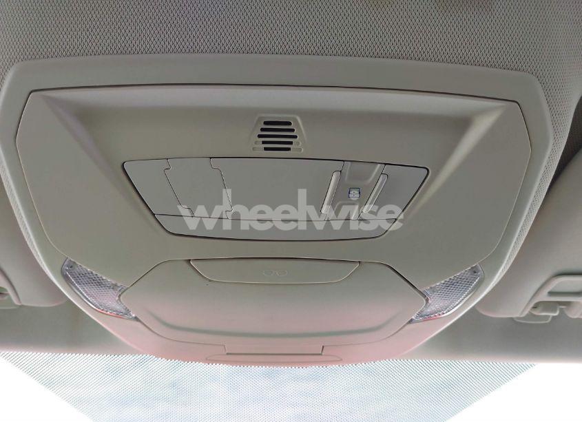 Photo 18 of 2017 Ford Focus SEL (VIN 1FADP3H22HL223368)