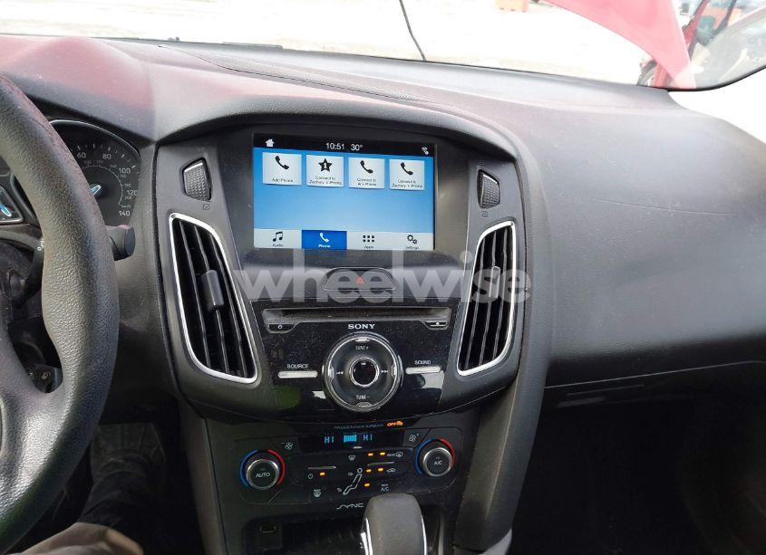 Photo 19 of 2017 Ford Focus SEL (VIN 1FADP3H22HL223368)