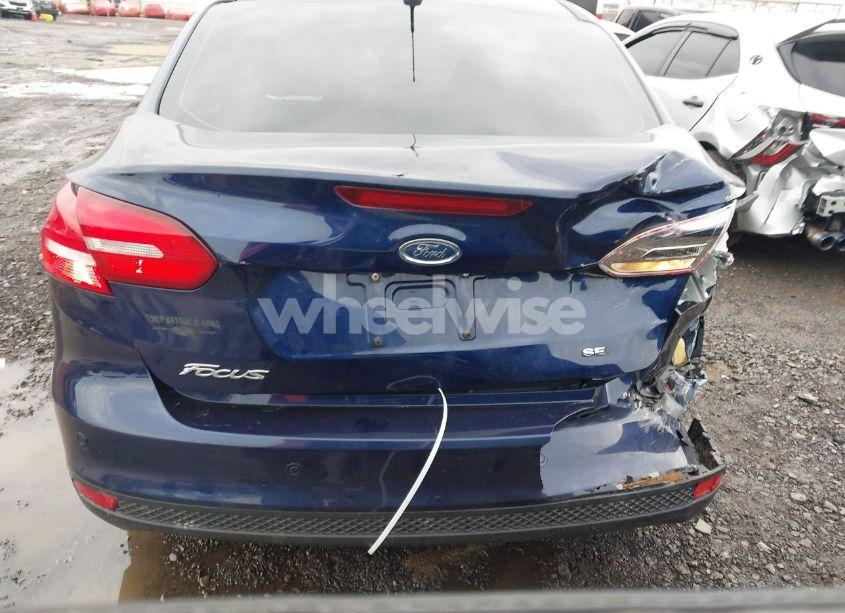 Photo 16 of 2017 Ford Focus SEL (VIN 1FADP3H22HL229378)