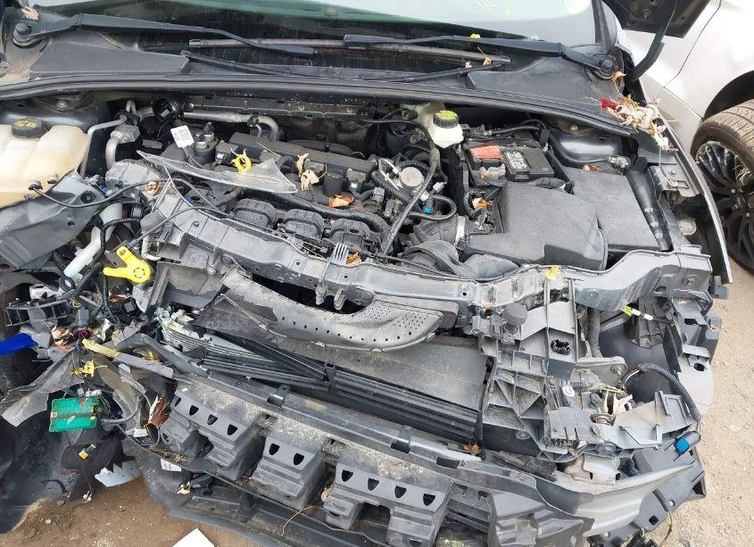 Photo 10 of 2017 Ford Focus SEL (VIN 1FADP3H22HL265135)